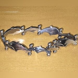 Vintage Sterling Silver Dolphins Link Bracelet Swimming Dolphin Bracelet 7in
